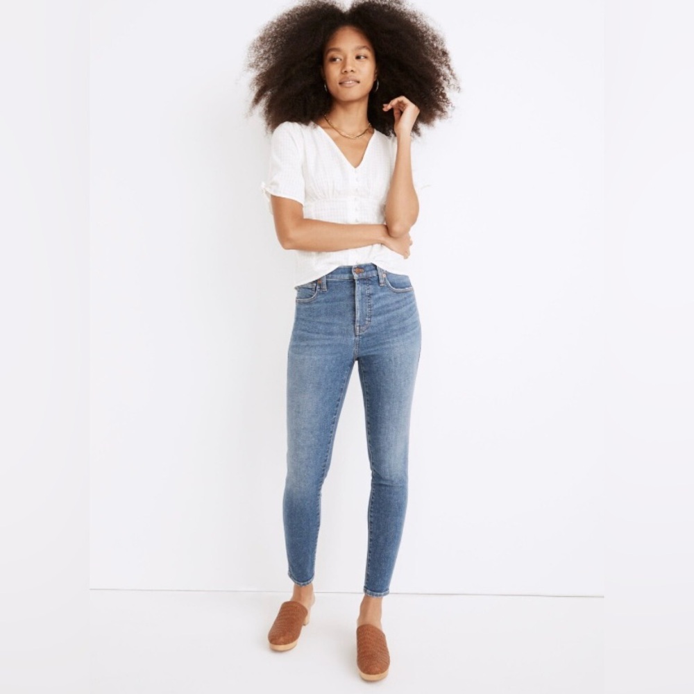 Madewell 10” High-Rise Skinny Crop in Bradfield Wash